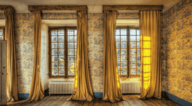 Curtain and carpet dry-cleaning service near me – professional cleaning for silk, cotton, velvet, and chenille fabrics by Laundrywala.